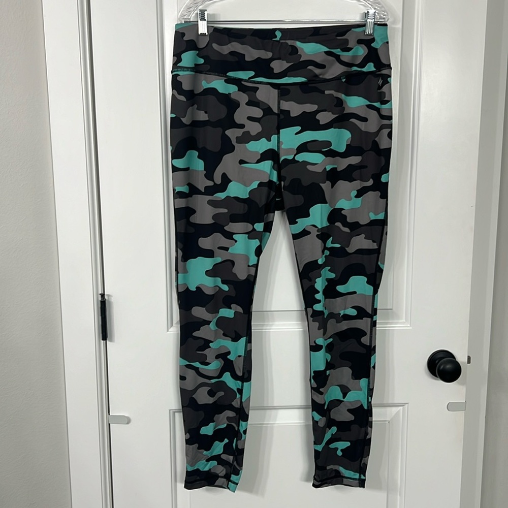 Workout pants